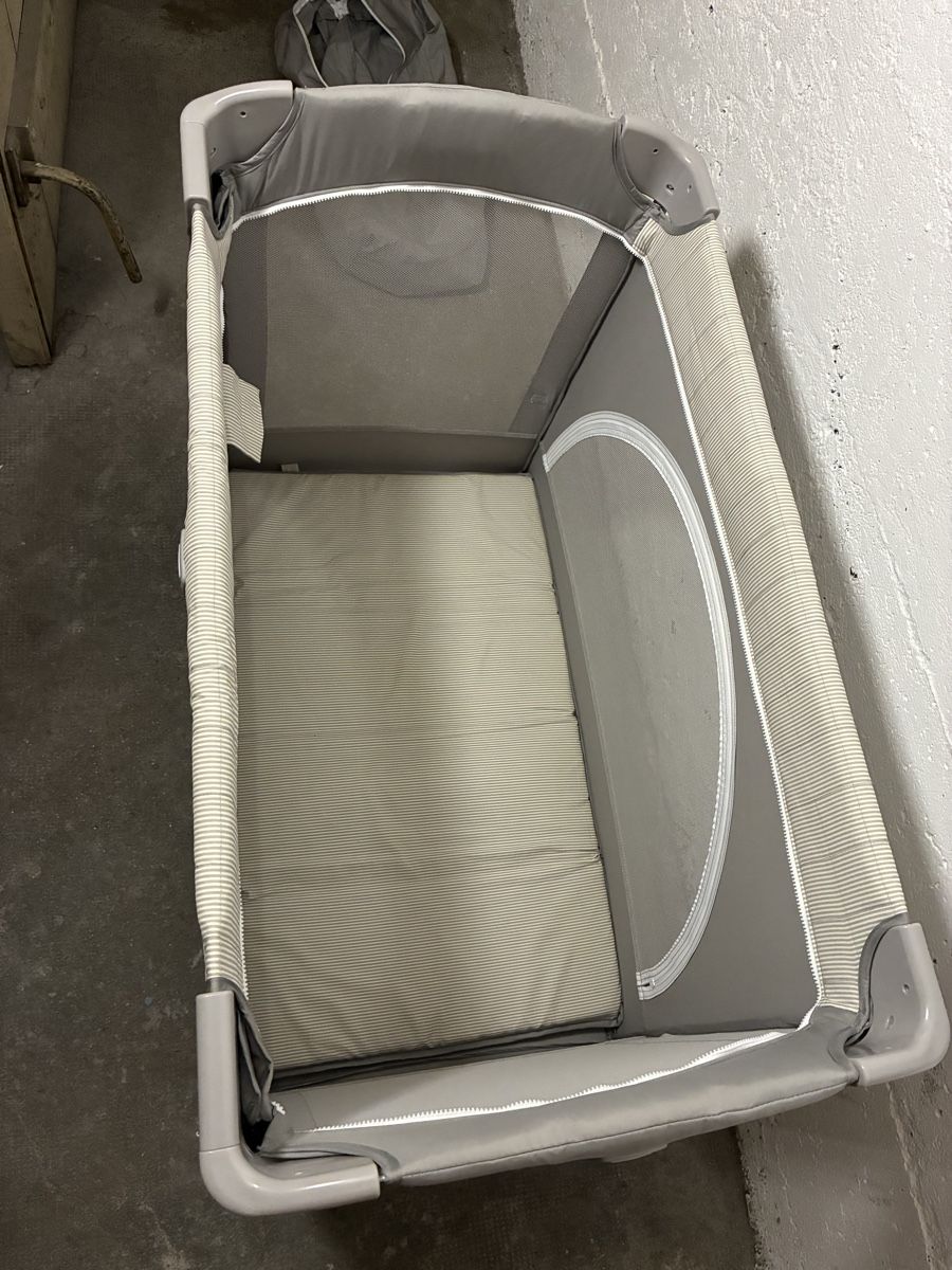 Joie Letti: Travel cot - baby bed – Nuovo (secondo la descrizione) da Genève venduto da wen_z2tv