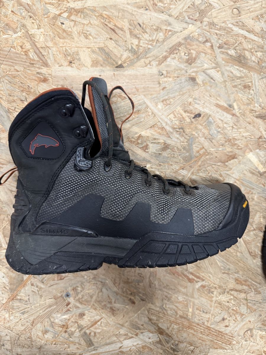 Simms Herrenschuhe: Simms G4 Pro Watschuh mit Vibramsohle – Gebraucht aus Diessenhofen von skivma 1