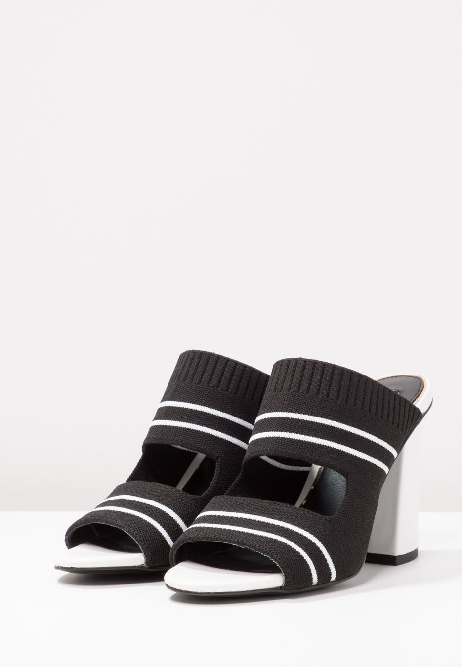 Juicy Couture Scarpe da donna: Juicy Couture heeled slide sandals size 37 – Nuovo (secondo la descrizione) da Adliswil venduto da fashionholic 9