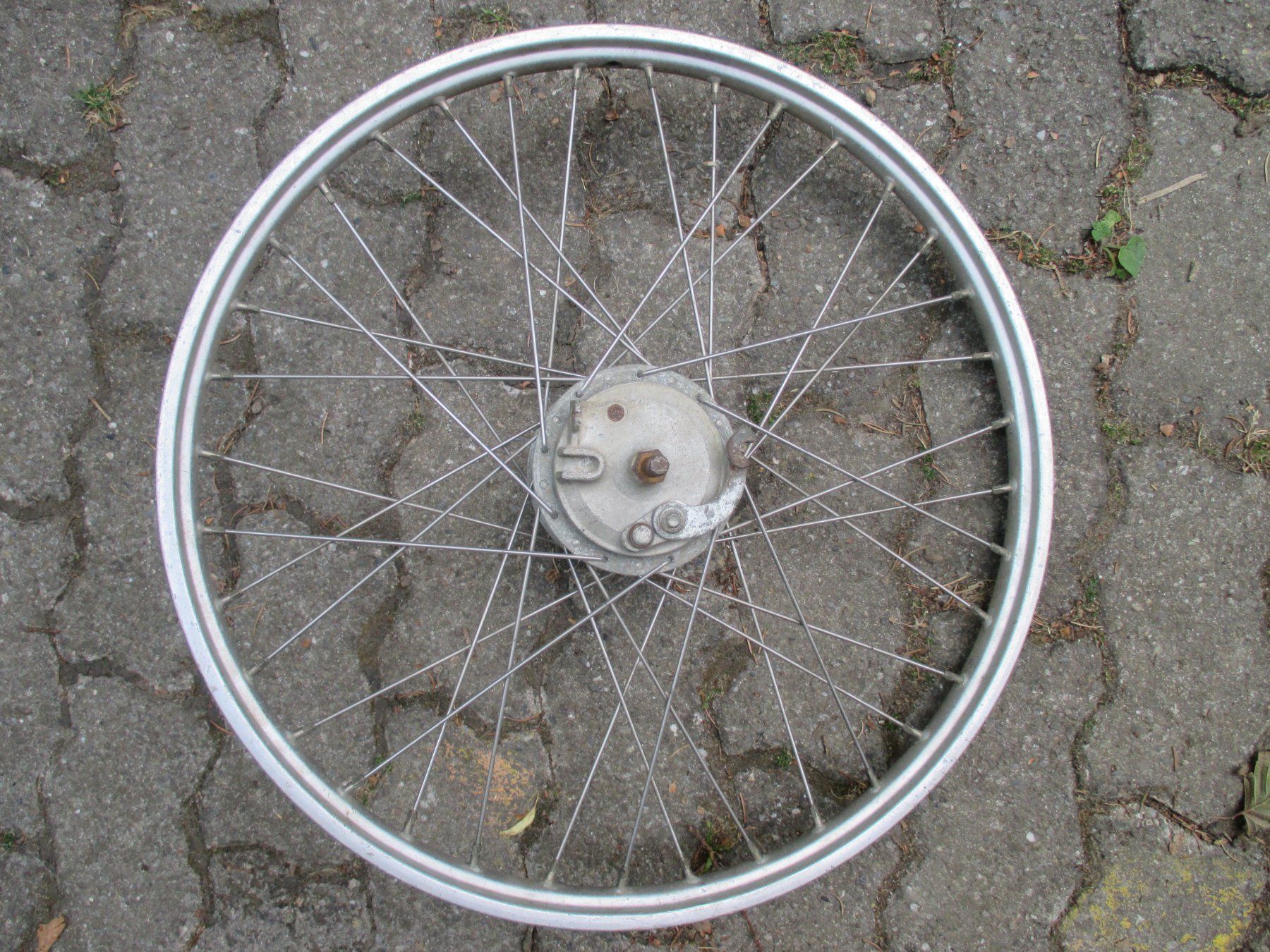 Puch Cerchioni: Mofa / Töffli Felge Puch / Sachs ? – Usato da Heimberg venduto da Heimberg2010 2