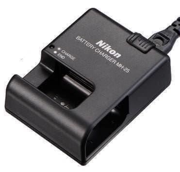 Nikon Akkus & Batterien: Akkuladegerät NIKON MH-25‪ – Neu (gemäss Beschreibung) aus Murten von the.ace