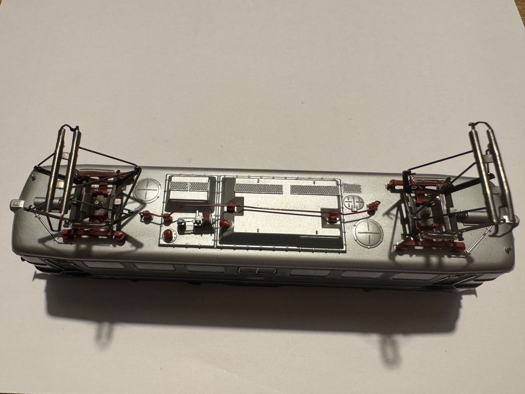 Märklin Modellini di ferrovie: Märklin 3040 E-lok DB BR E40 E 140 210-6 grün analog – Usato da Seon venduto da Klammer99 2