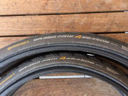 2x Continental Grand Prix 4 Season Reifen 700x32C 32-622