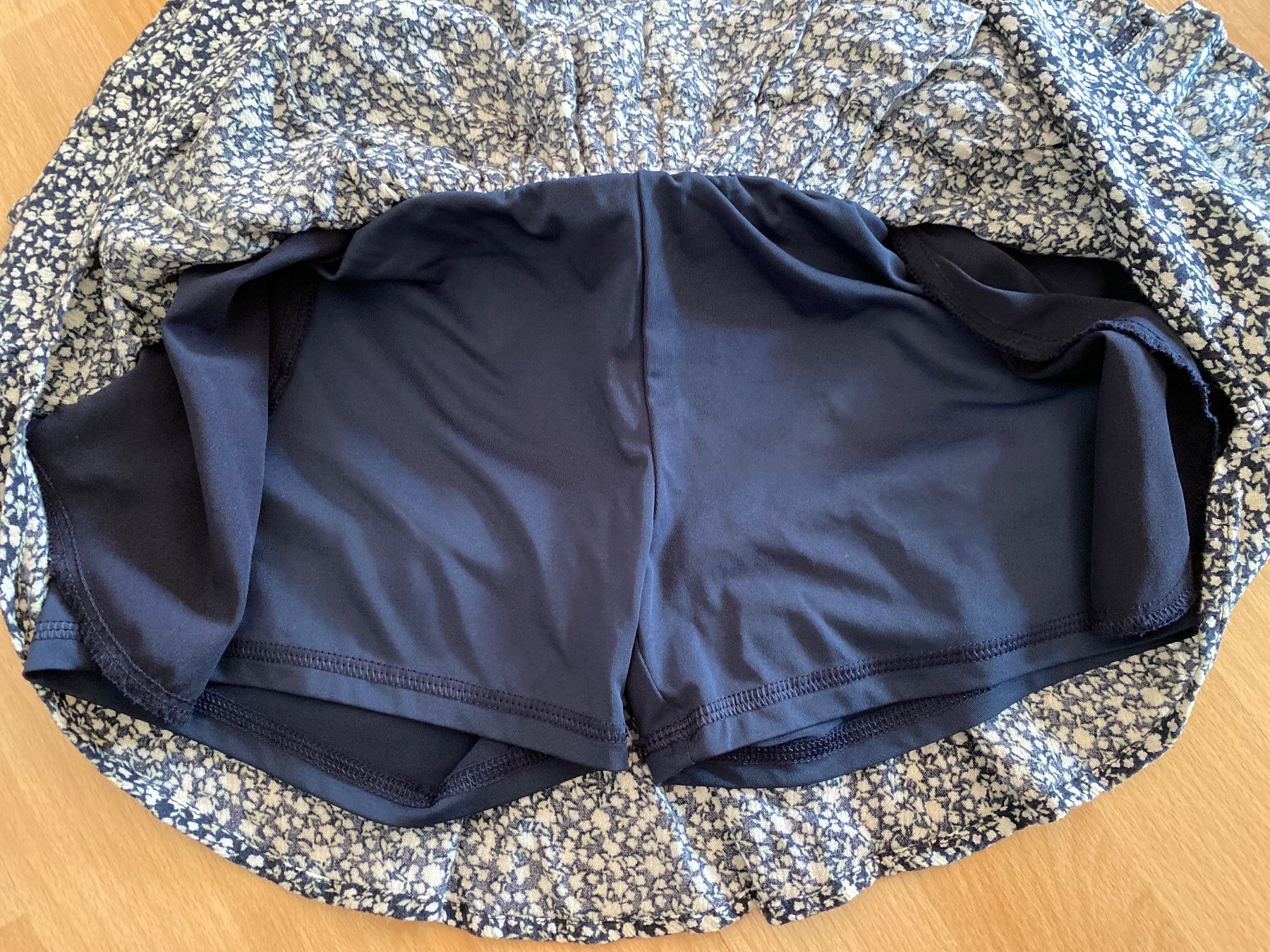 Hollister Vestiti & Gonne: Jupe hollister xs – Usato da Schwarzenbach SG venduto da roto06 2