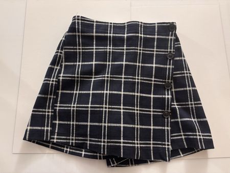 Karobluse kurz mit Knöpfen,  perfekt für den Her