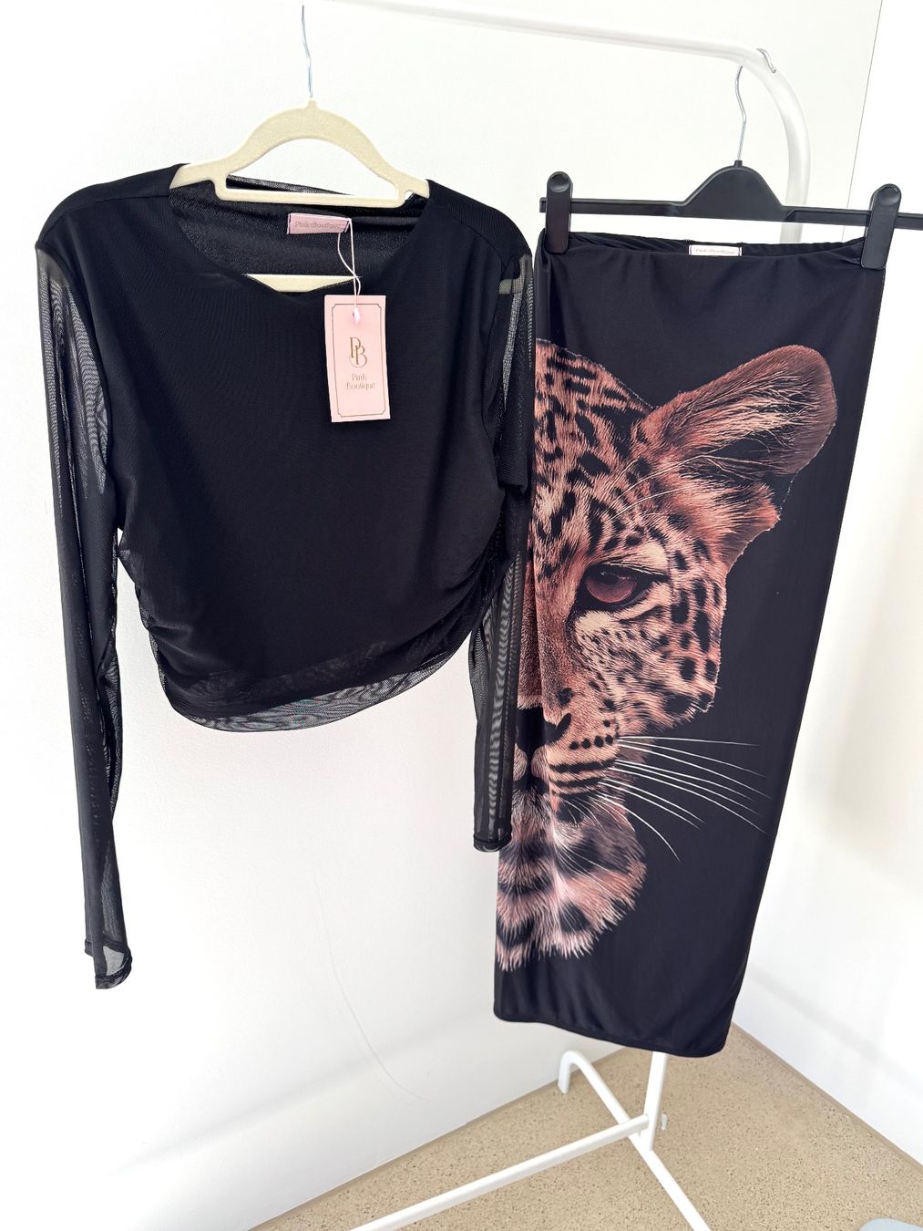 Lots de vêtements: Black Leopard Print Maxi Co-ord set – Neuf avec emballage d'origine à Zürich par di_archive 9