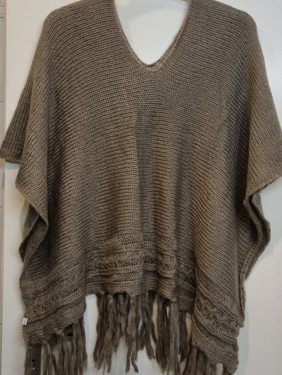 Damen Poncho Cape Mit Fransen - Weicher Strick Überwurf Einheitsgröße