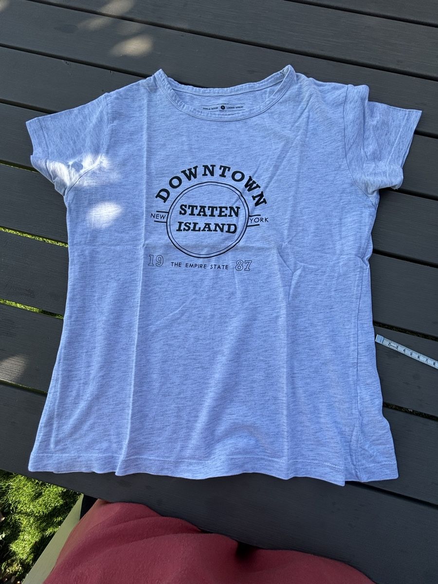 T-shirts: Tshirt grau S – D'occasion à Kesswil par Branca-01
