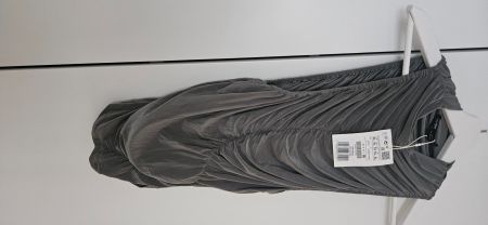 MIni robe de soirée neuf avec étiquette Pull and Bear (c)