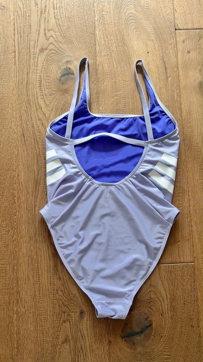 Adidas Badekleider & Bikinis: Adidas Badeanzug  – Gebraucht aus Engelberg von ejierfaijs 2