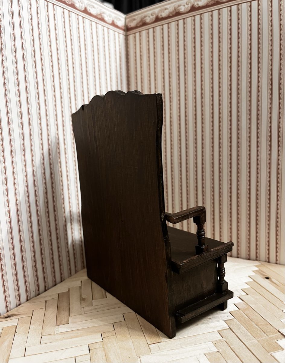 Case e mobili per bambole: Puppenmöbel: Kommode / Garderobe – Usato da Brugg AG venduto da Faint.Memory 3