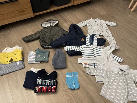 Lot vêtements bébé taille 74/80 automne/hiver Noël