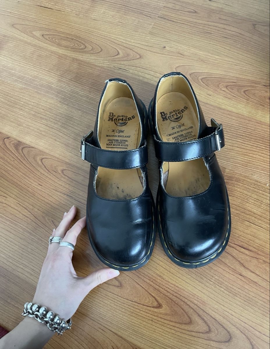 Dr. Martens Scarpe da uomo: MARY JANES DR. MARTENS – Usato da Bern venduto da Janei.katarina68 2