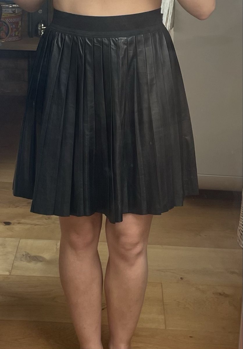 Sandro Gonne: Sandro black leather skirt size 2 or 36/38 – Usato da Yverdon-les-Bains venduto da pen_bbz8 6