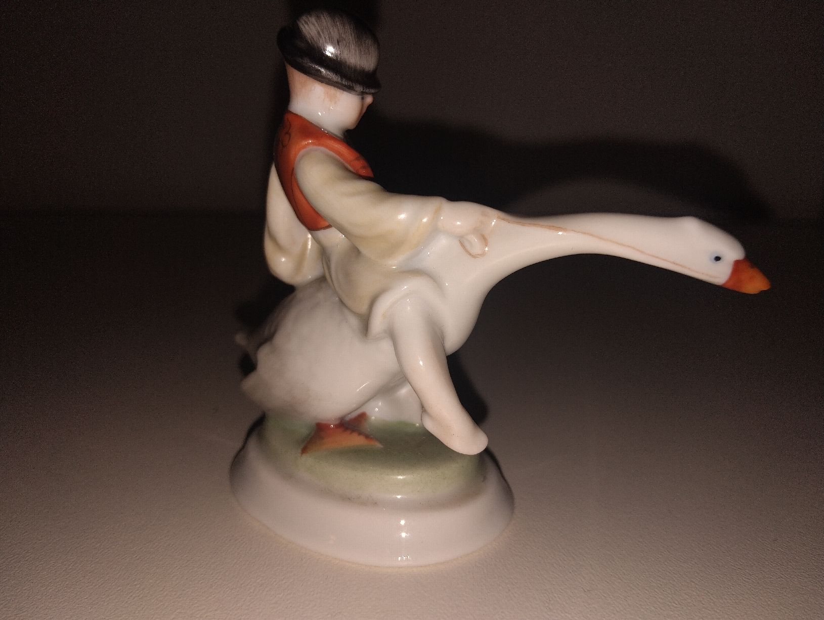 Herend Statuette: Herend Reiter auf Gans – Usato da Winterthur venduto da tst_twx7 1