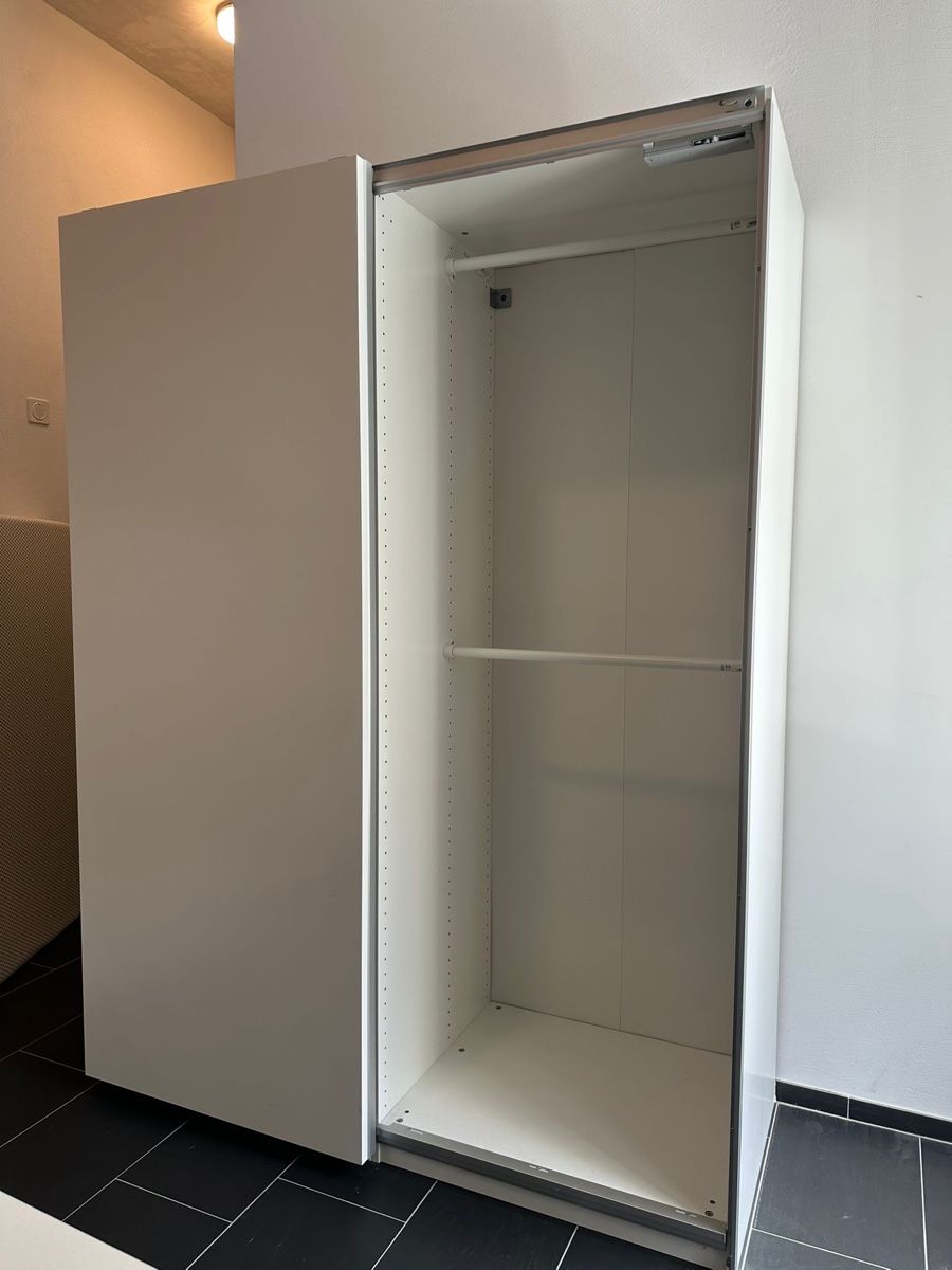 Ikea Armadi: Kleiderschrank weiss – Usato da Wilen b. Wollerau venduto da lin_glk2 2