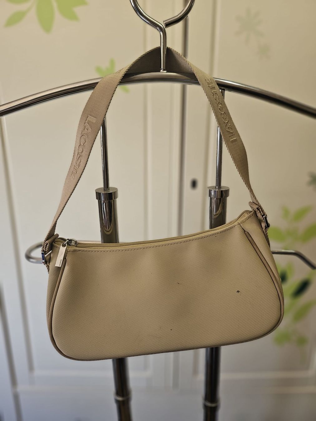 Lacoste Borse da donna: Petit sac à main lacoste – Usato da Les Acacias venduto da minnie6