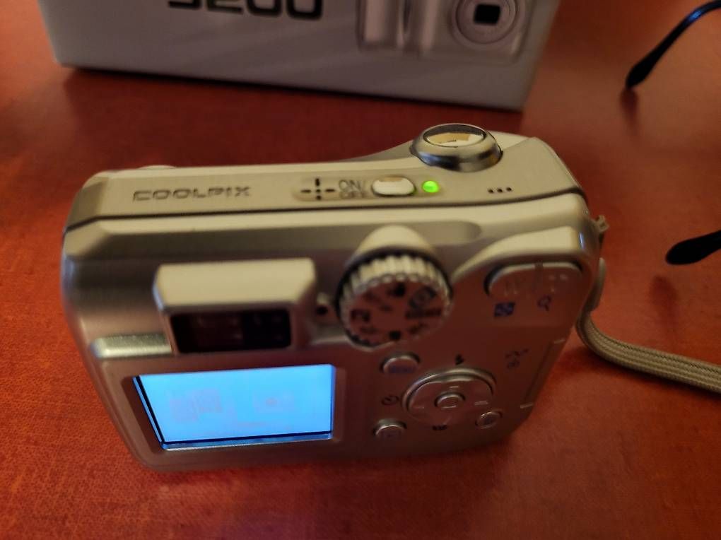 Kamera: Nikon COOLPIX 3200 – Gebraucht aus Confignon von bro_rjx8 3
