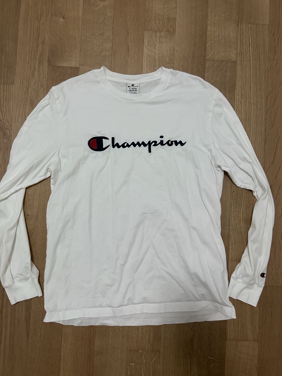 Champion Pullover & Sweatshirts: Champion Langarmshirt Weiss – Neu (gemäss Beschreibung) aus Belp von jan_6yvx