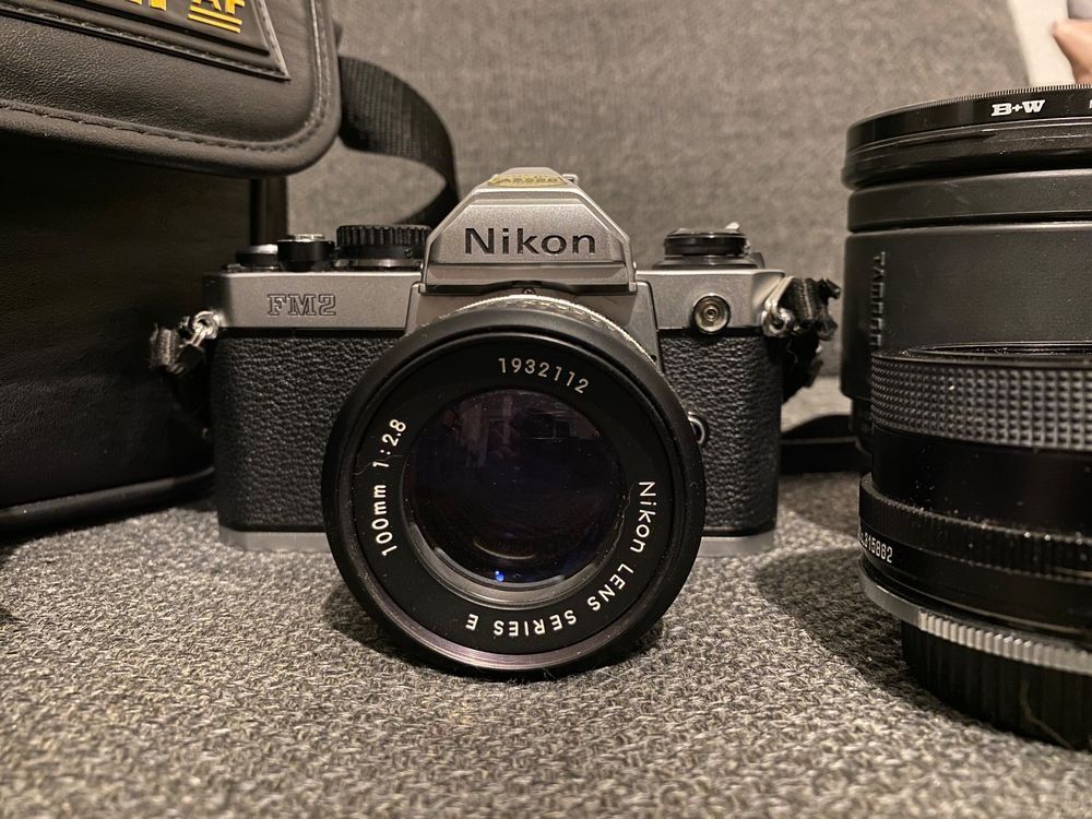 Nikon FM2 mit Zubehör Kaufen auf Ricardo