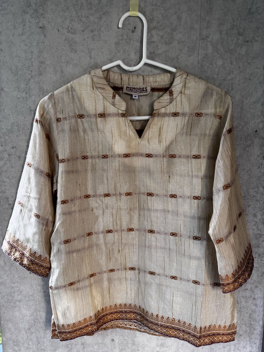 Camicette: Neue Bluse aus Seide – Nuovo (secondo la descrizione) da Zürich venduto da Manubene