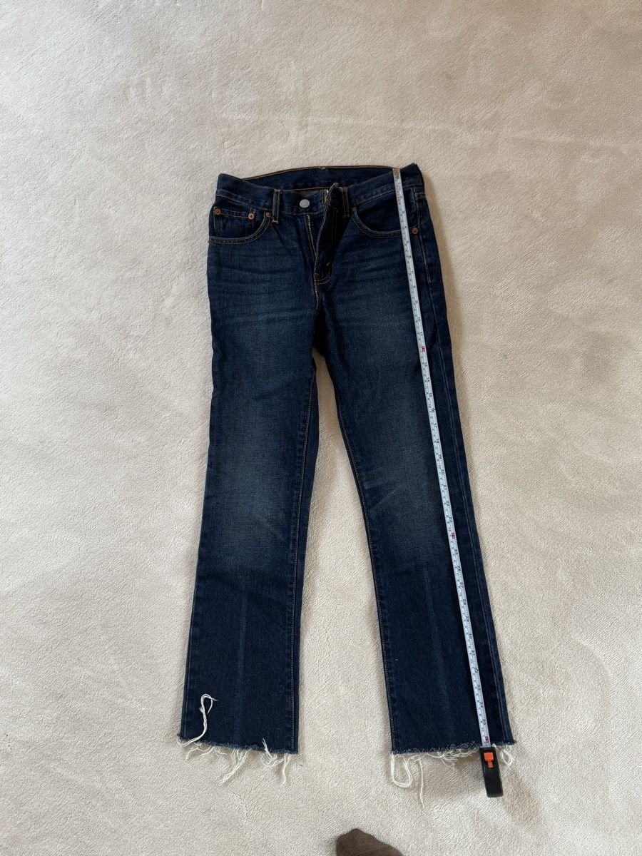 Levi's Jeans: Gorgeous Classic Levis boot cut Dark Denim 24 – Nuovo (secondo la descrizione) da Zürich venduto da Helen-gd