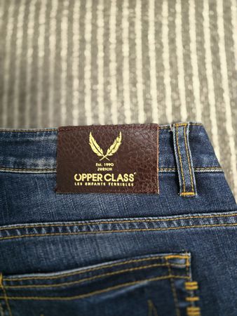 Upper Class Jeans, Grösse 31/32, Top Zustand!