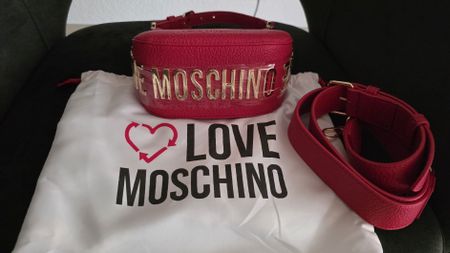 Love Moschino Umhängetasche rot mit Staubbeutel neu