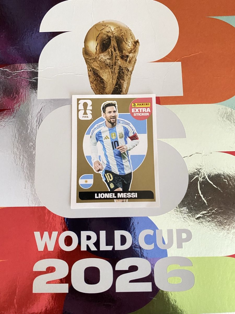Panini Cartes à collectionner: Lionel Messi panini gold extra – Neuf (Voir description) à Basel par efe_xcb2