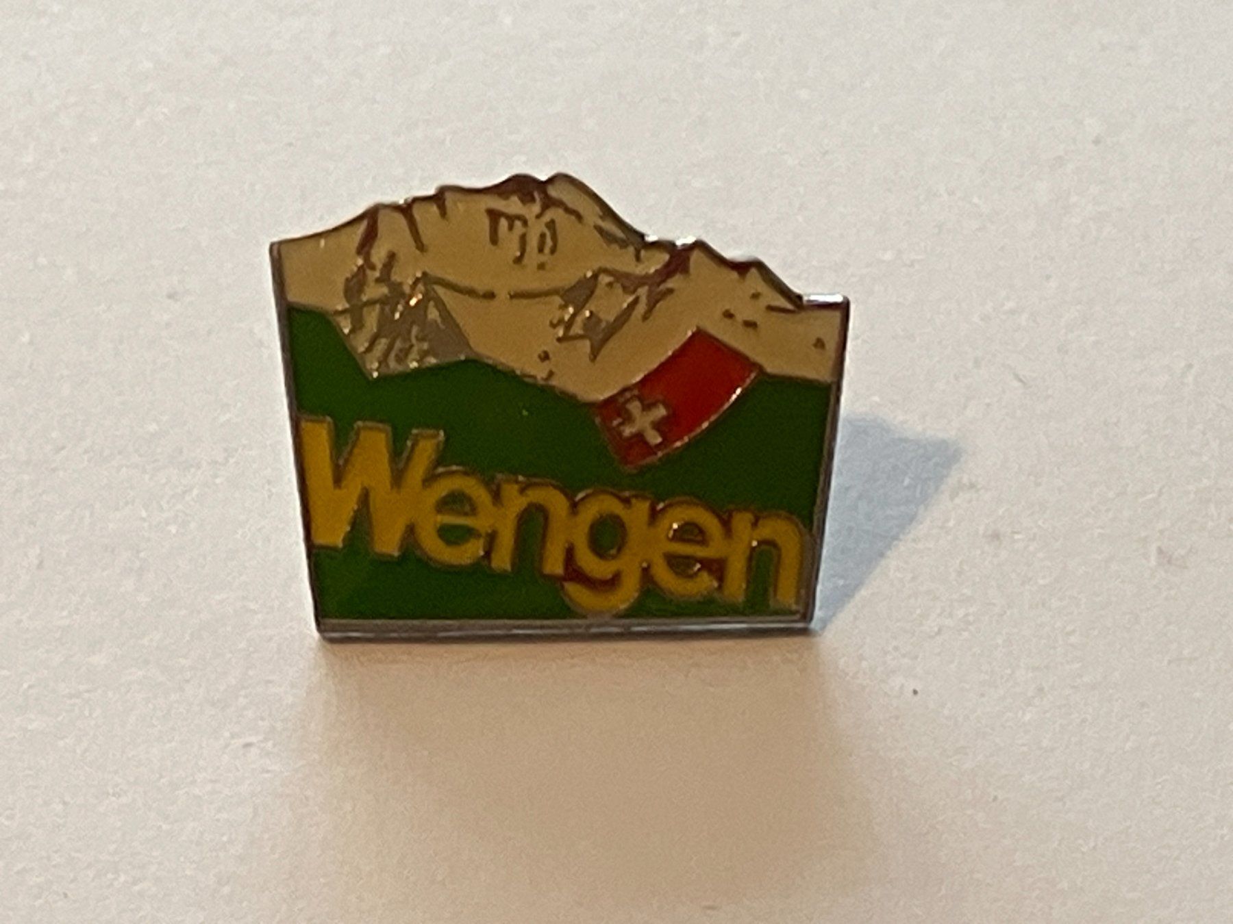 Placchette & Badge: 1 Pin Wengen – Usato da Basel venduto da djwwpp