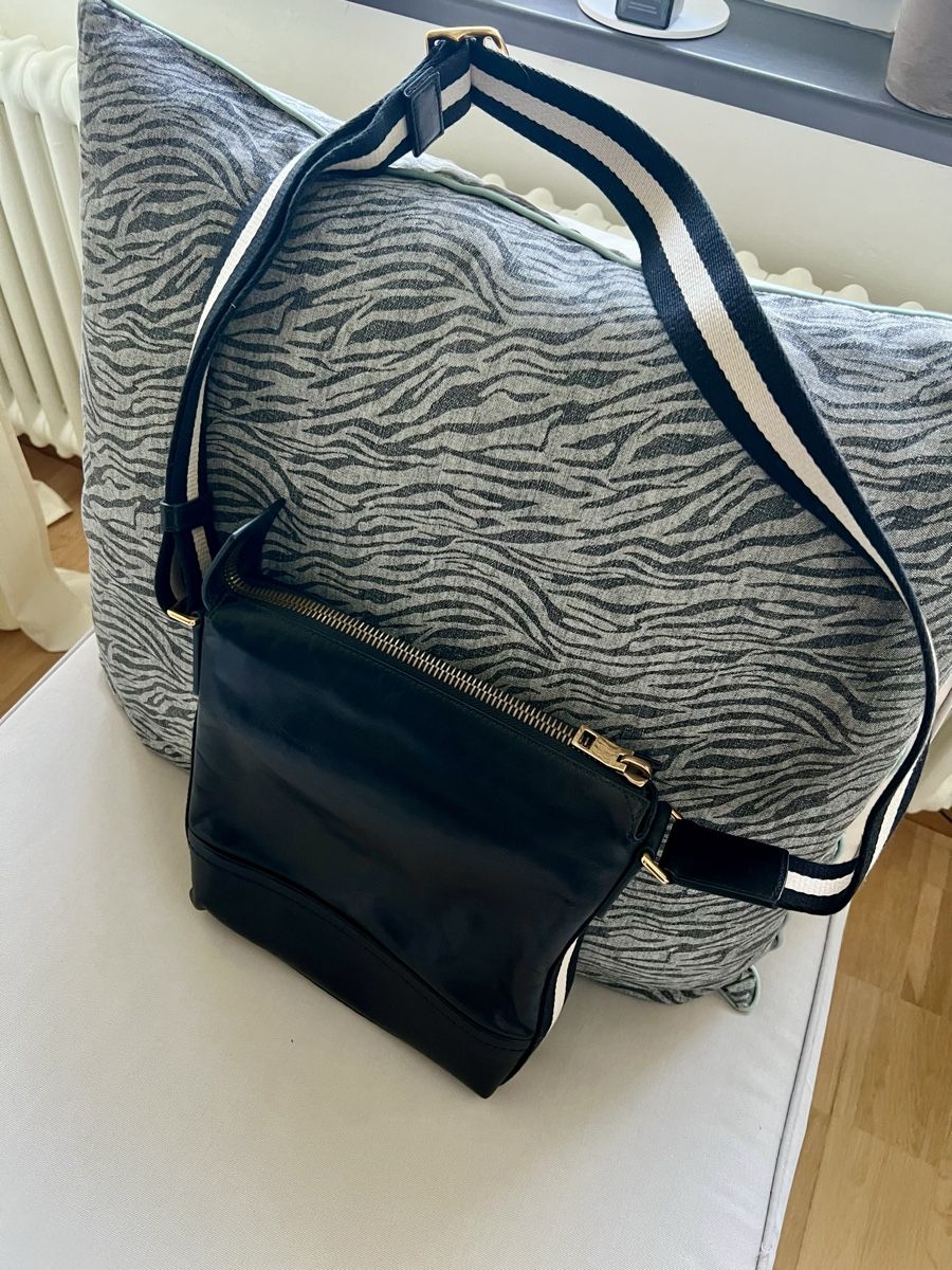 Bally Borse: Bally Umhängetasche  – Usato da Basel venduto da oli_skt9 2