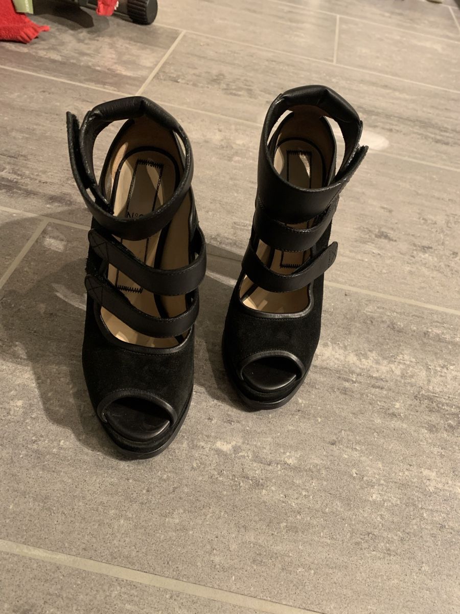 Damenschuhe: Sandalen mit Absatz, Schuhe, N 21 original – Gebraucht aus Zell LU von AliAli24 4