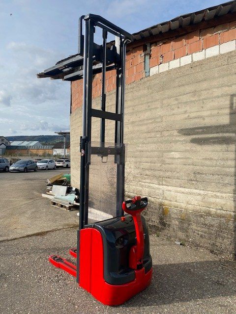 Linde Carrelli elevatori e a forche: Linde L14 Deichselstapler – Usato da Laufen venduto da VERARMUS11 4