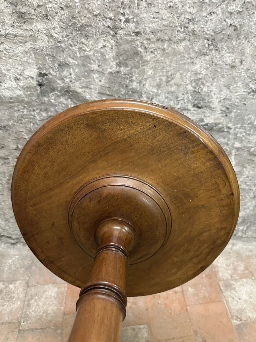 Tavoli: Beistelltisch rund antik – Usato da Bern venduto da DingDong76 4