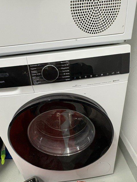 Siemens Wäschetrockner: Waschturm Marke: Siemens 9 kg! – Gebraucht aus Stachen von mar_658b 1