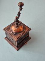 Antike Miniatur Kaffeemühle  Bleistiftspitzer, Made in Spain