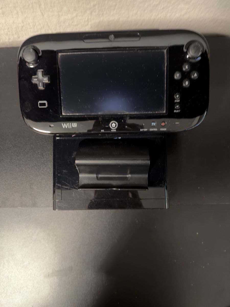 Nintendo Consoles: Nintendo Wii U usagée – Défectueux à Avully par NDP1237