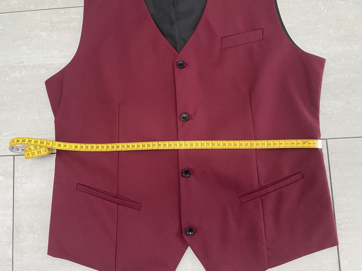 Gilets & Westen: NEU Herren Weste bordeaux Gr.M/L – Neu (gemäss Beschreibung) aus Wädenswil von JJ15 2