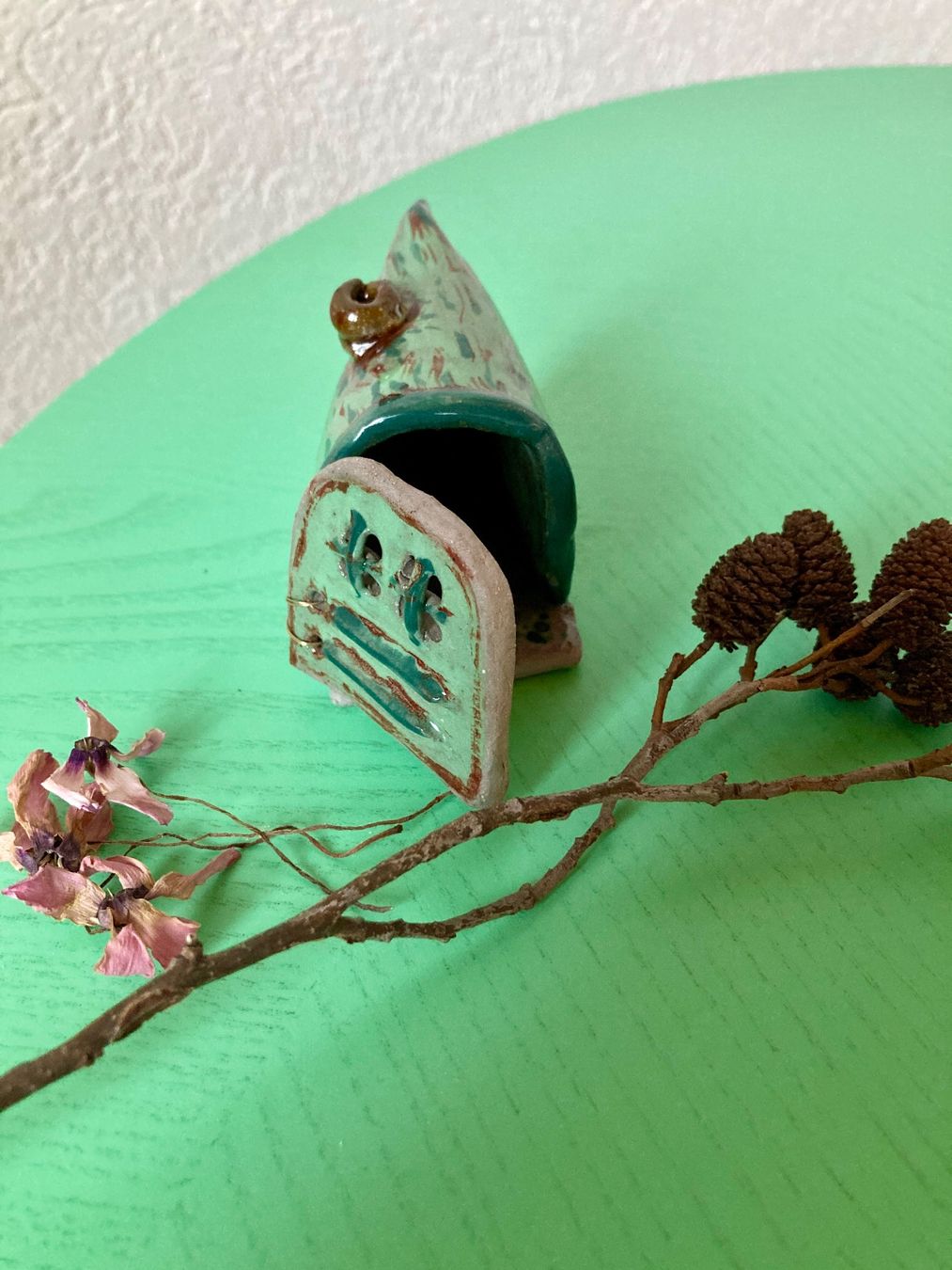 Alle Dekorationen: Petite maison de farfadet en grès céramique - artisanat – Neu (gemäss Beschreibung) aus Chézard-St-Martin von timogabychou 8