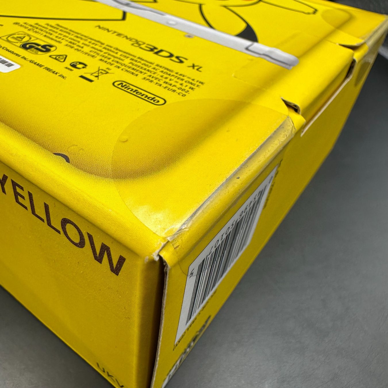 Nintendo Console: Nintendo 3DS Pokemon Pikachu Edition Sealed, versiegelt. – Nuovo e nell'imballaggio originale da Düdingen venduto da Nerdworld 4