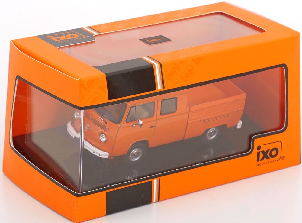 Volkswagen Modellini d'auto: Ixo 1:43 VW T2b DoKa Pritsche 1982 – Nuovo e nell'imballaggio originale da Bettens venduto da Thejoshuatree 2