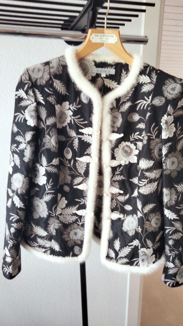 Giacche: Schicke VIONIE Winter Jacke, Gr. 38 – Usato da Küsnacht ZH venduto da turtlehouse