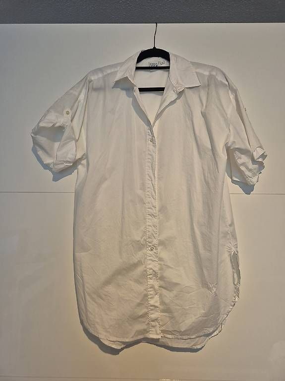 Camicette: Weisse Sommer-Bluse, Hemd kurzärmlig – Usato da St. Gallen venduto da Lor_sg22