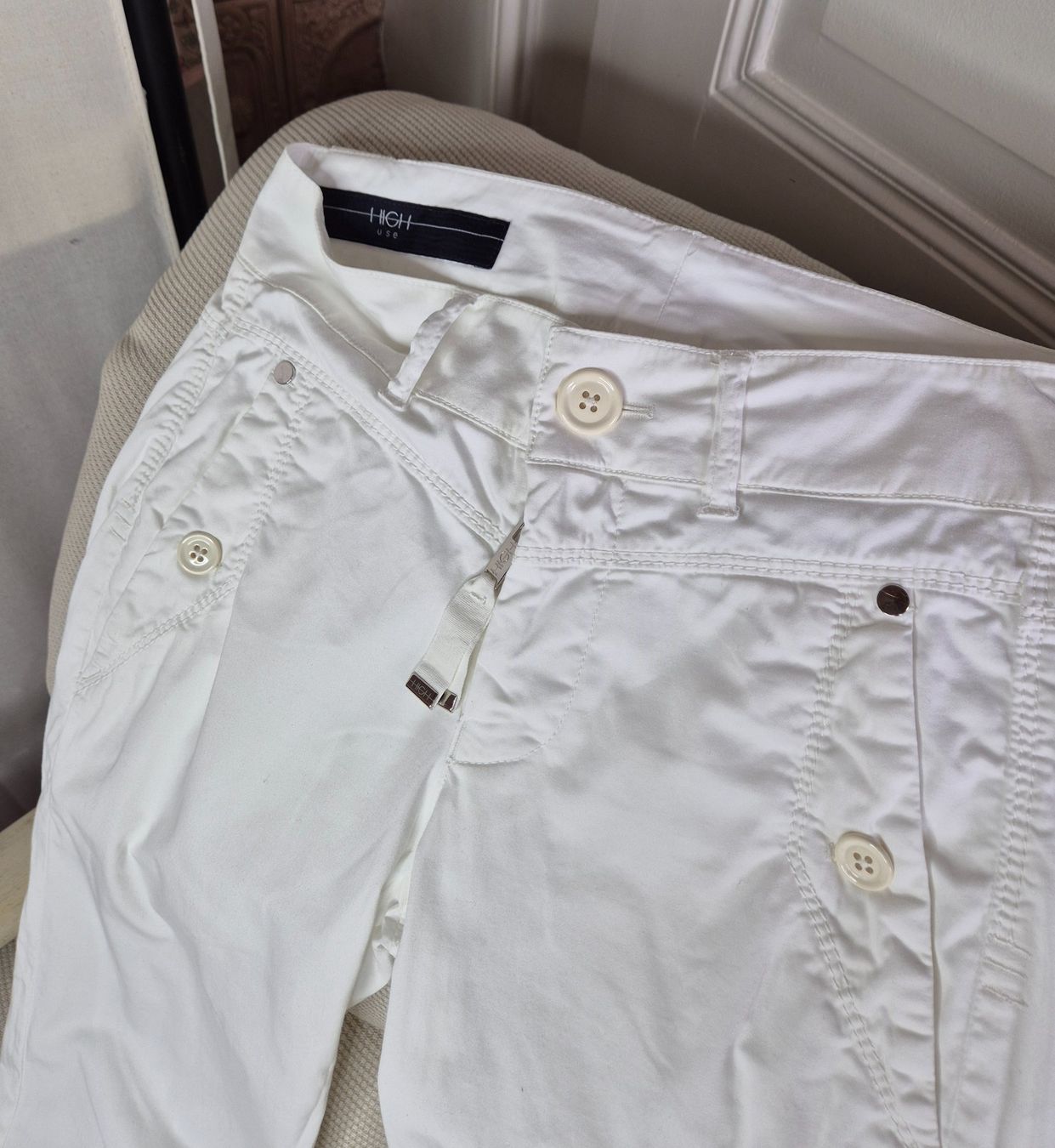 High Pantaloni: Hose High – Usato da Leissigen venduto da ali_k9v8 3