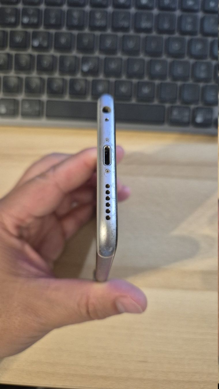 Apple Portables: iPhone 6S 2561 – Défectueux à Münchenbuchsee par MV_Solutions 1
