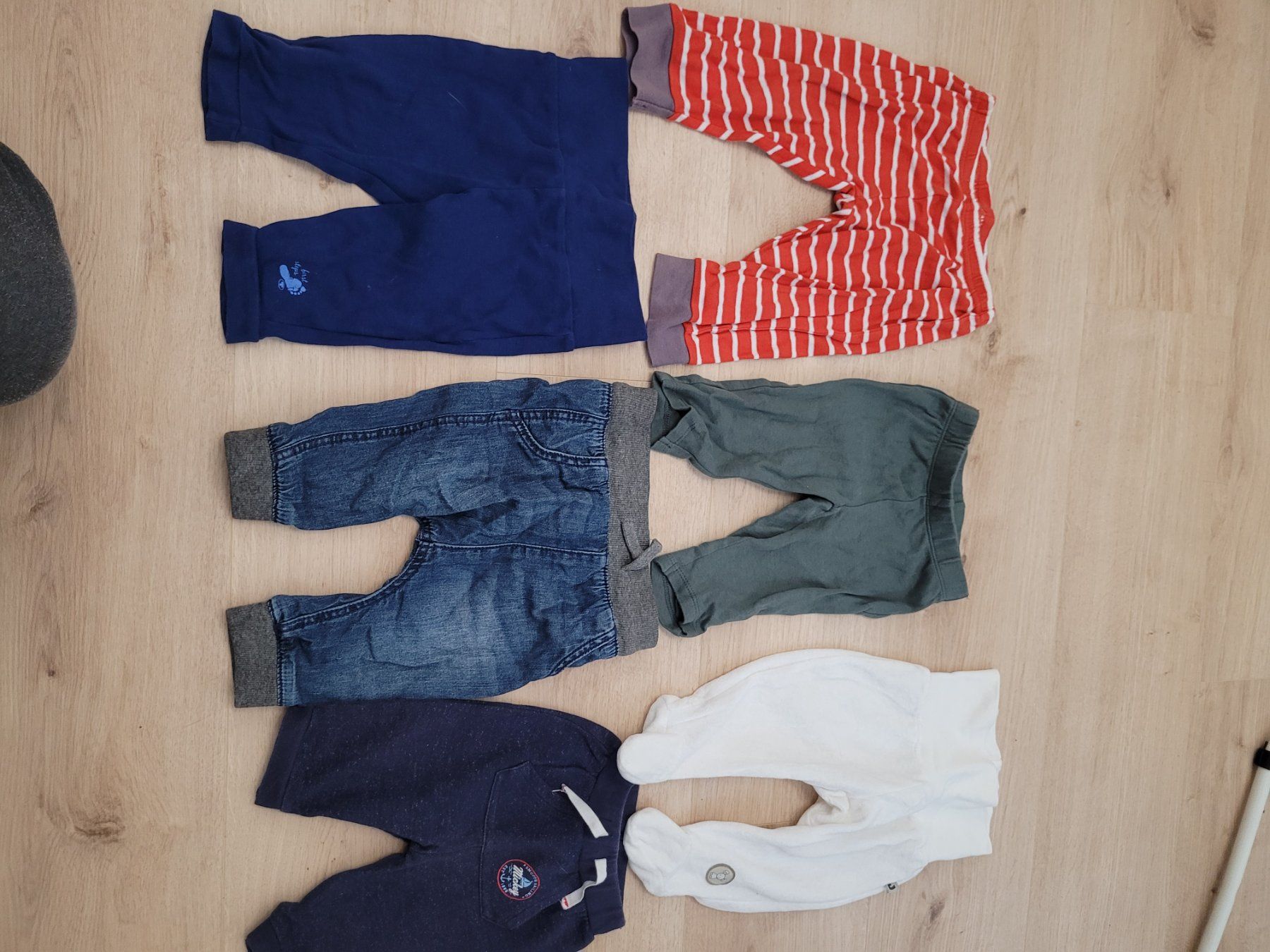 Pantaloni: Set Hosen Grösse 68 – Usato da Lupsingen venduto da sta_wgg5