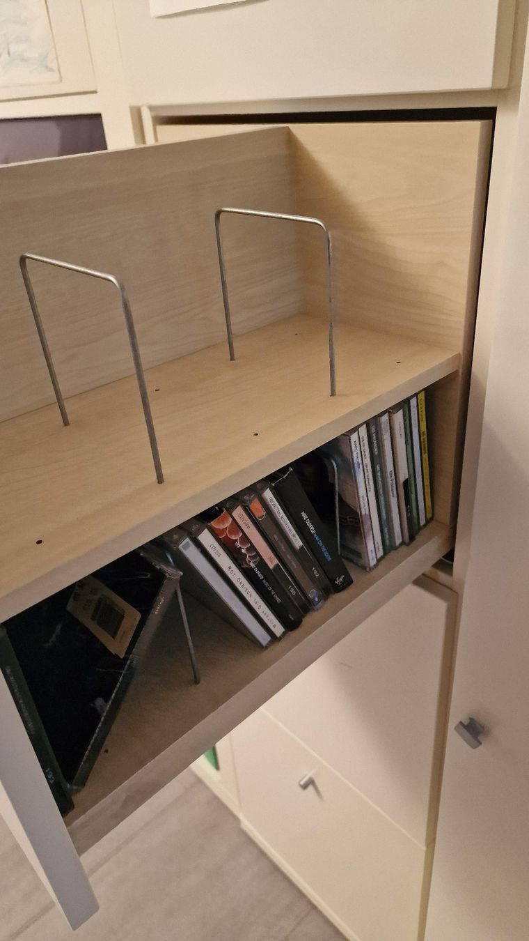 Armadi: Grosser CD-Schrank – Usato da Wil  AG venduto da Kfloh 1
