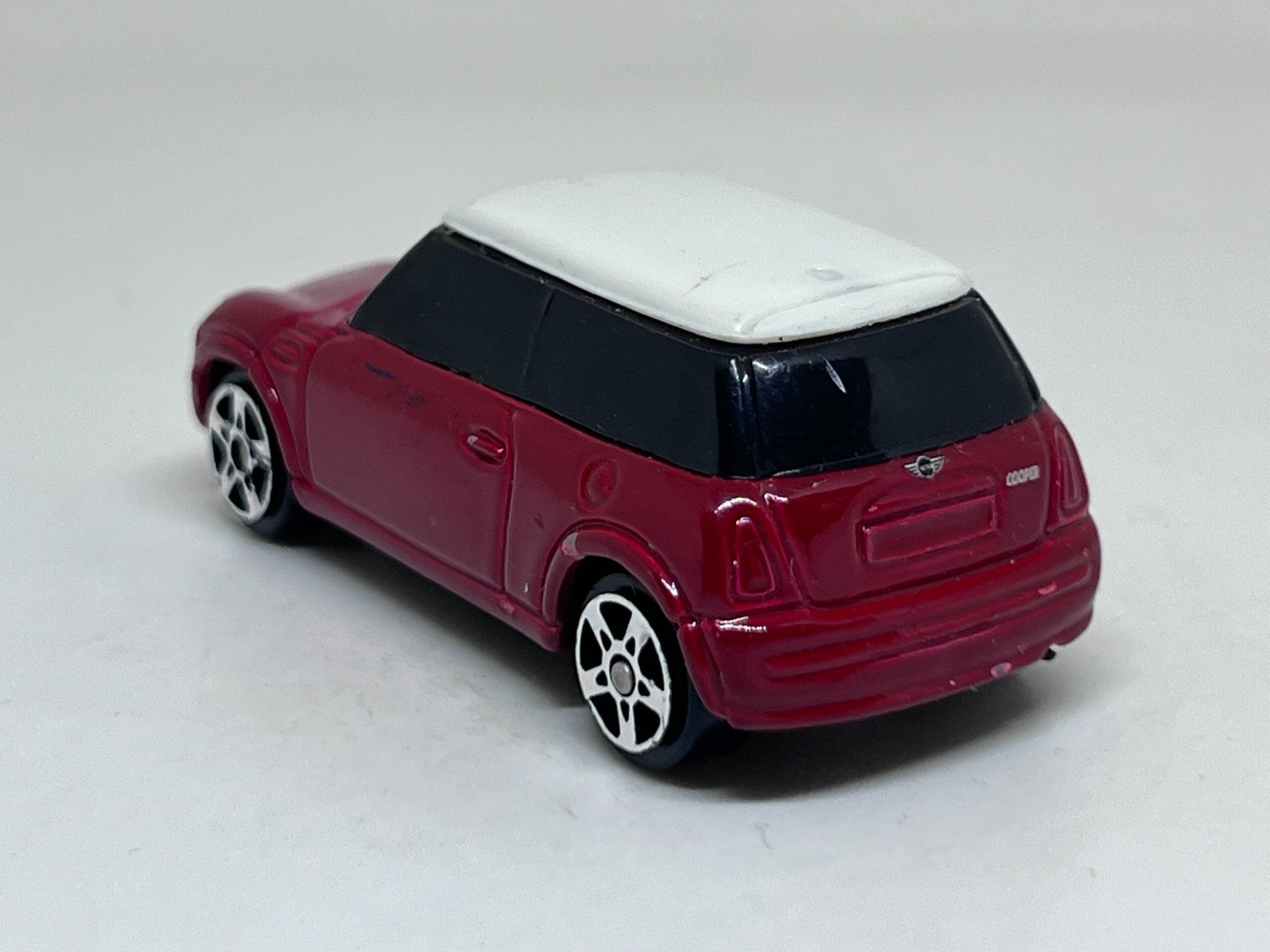 Maisto Modellautos: Maisto Mini Cooper #273 – Gebraucht aus Wildegg von LaaBoutique 2