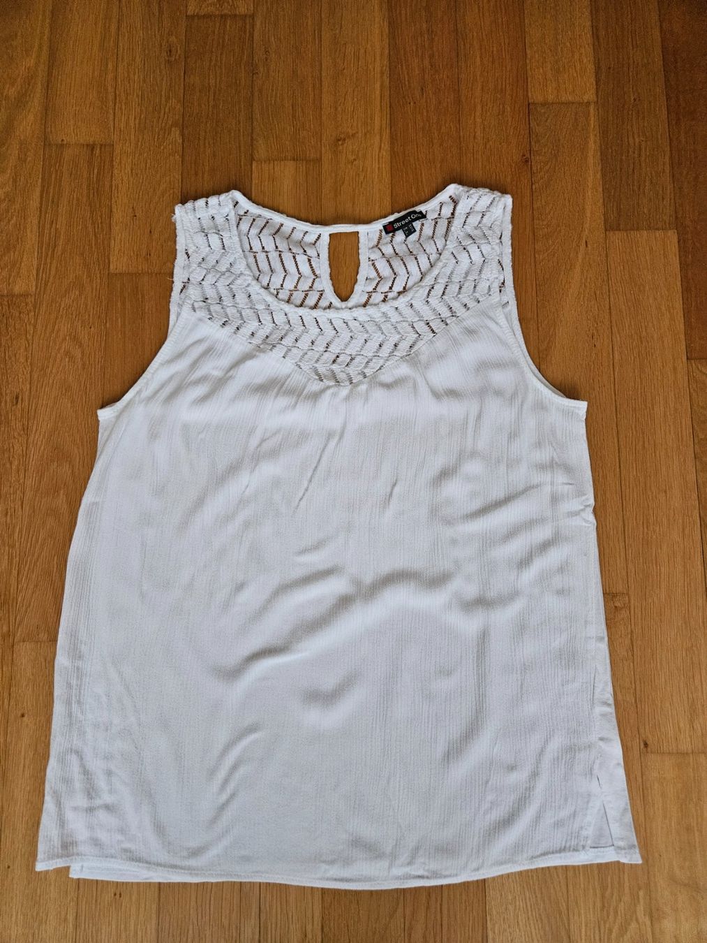 T-shirt: 7 Stk. Top / ärmellose Shirt – Usato da Möriken AG venduto da pam66 7