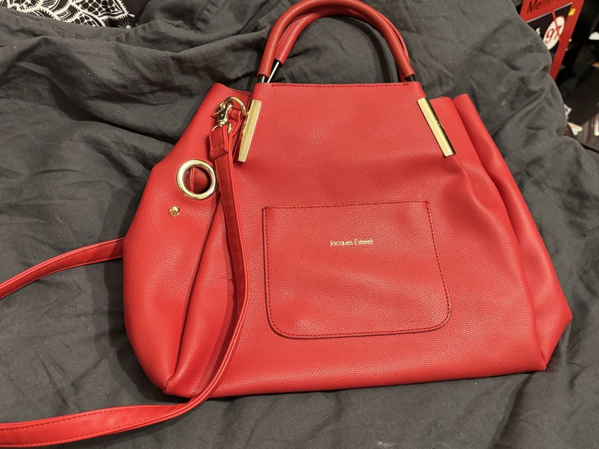 Borse da donna: Jacques Esterel Red Grained Leather Crossbody Bag – Nuovo (secondo la descrizione) da La Chaux-de-Fonds venduto da joa_jk5g